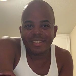 Meet your Posher, Carlos